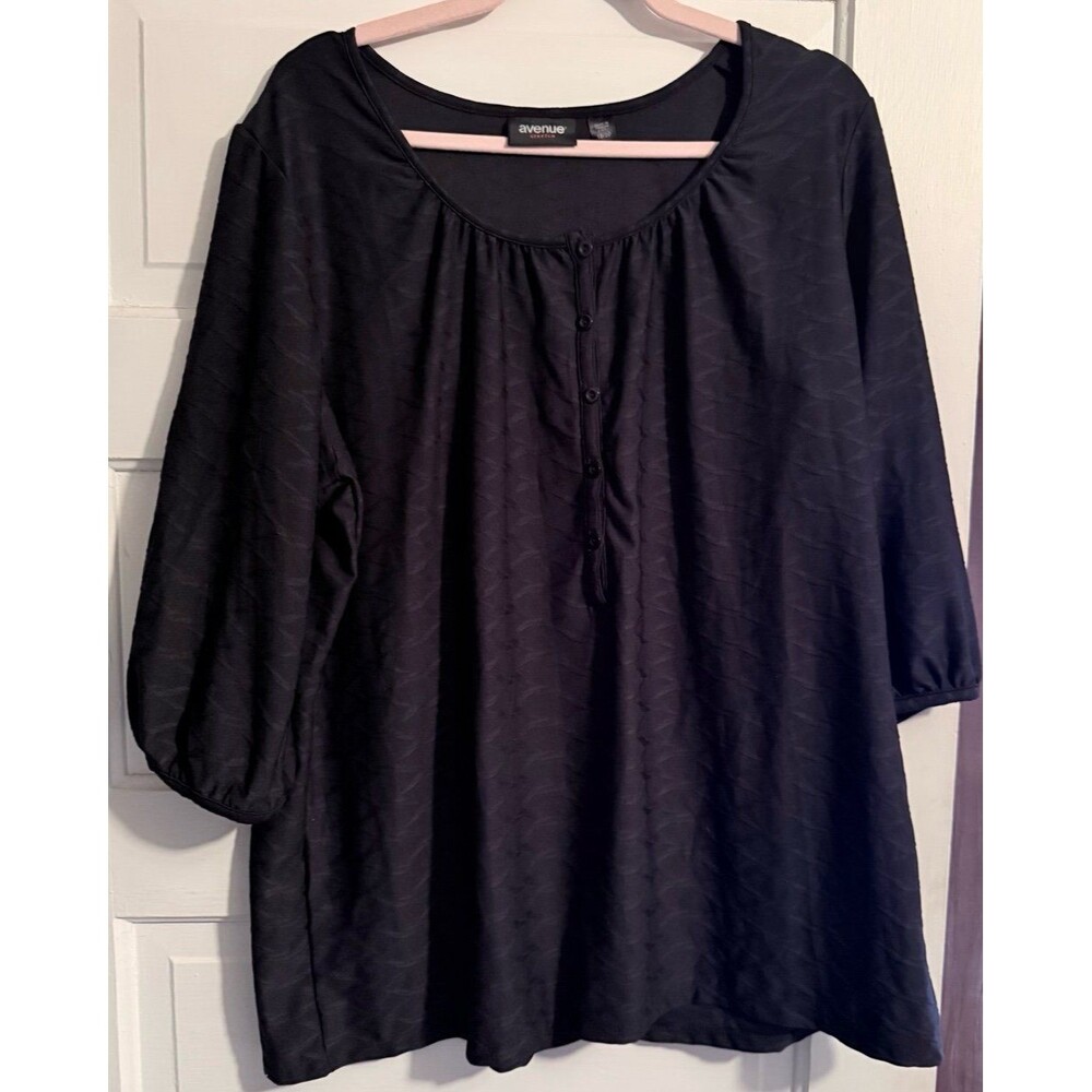 Avenue black top